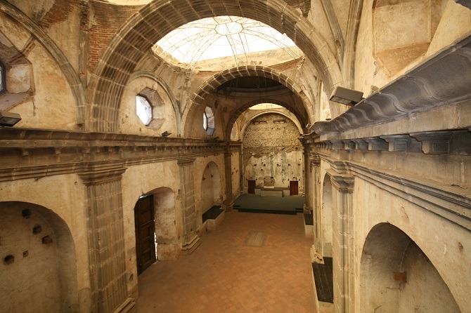 Ruined church at Convento de la Capuchinas