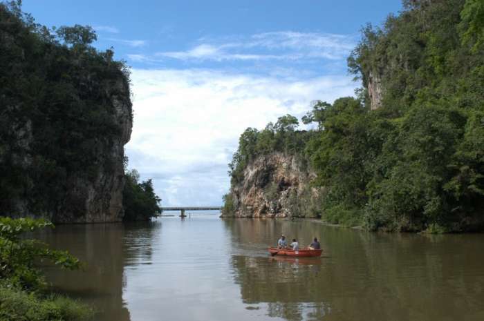 Yumuri Canyon River trip in Baracoa