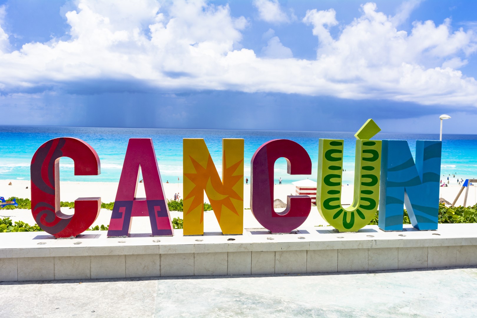 Sign of Cancun
