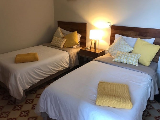 Twin bedded room at Casa El Madero in Old Havana, Cuba