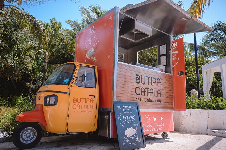 Food truck at Catalonia Playa Maroma