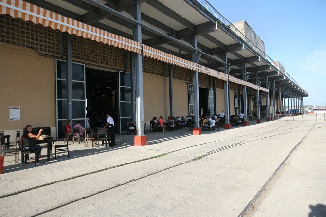 Cerveceria Antiguo Almacen in Old Havana