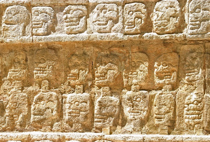 Skull carvings at Chichen Itza