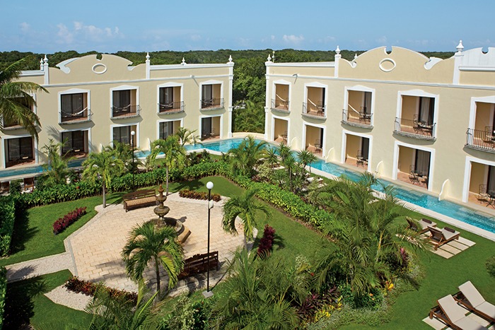 Dreams Tulum Courtyard