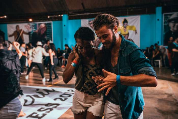 Salsa lessons in Havana