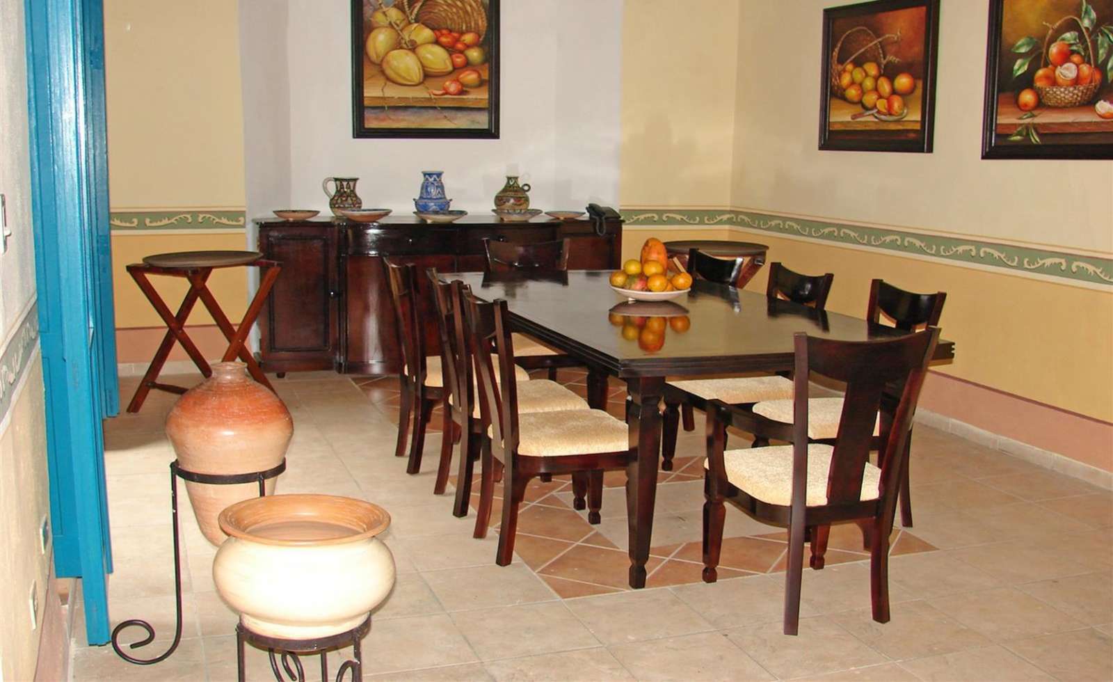 Table at Hostal del Rijo