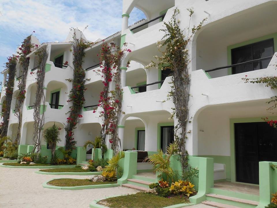 Main accommodation block at Hotel Akumal Caribe