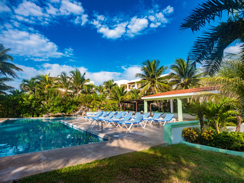 Pool at Hotel Akumal Caribe