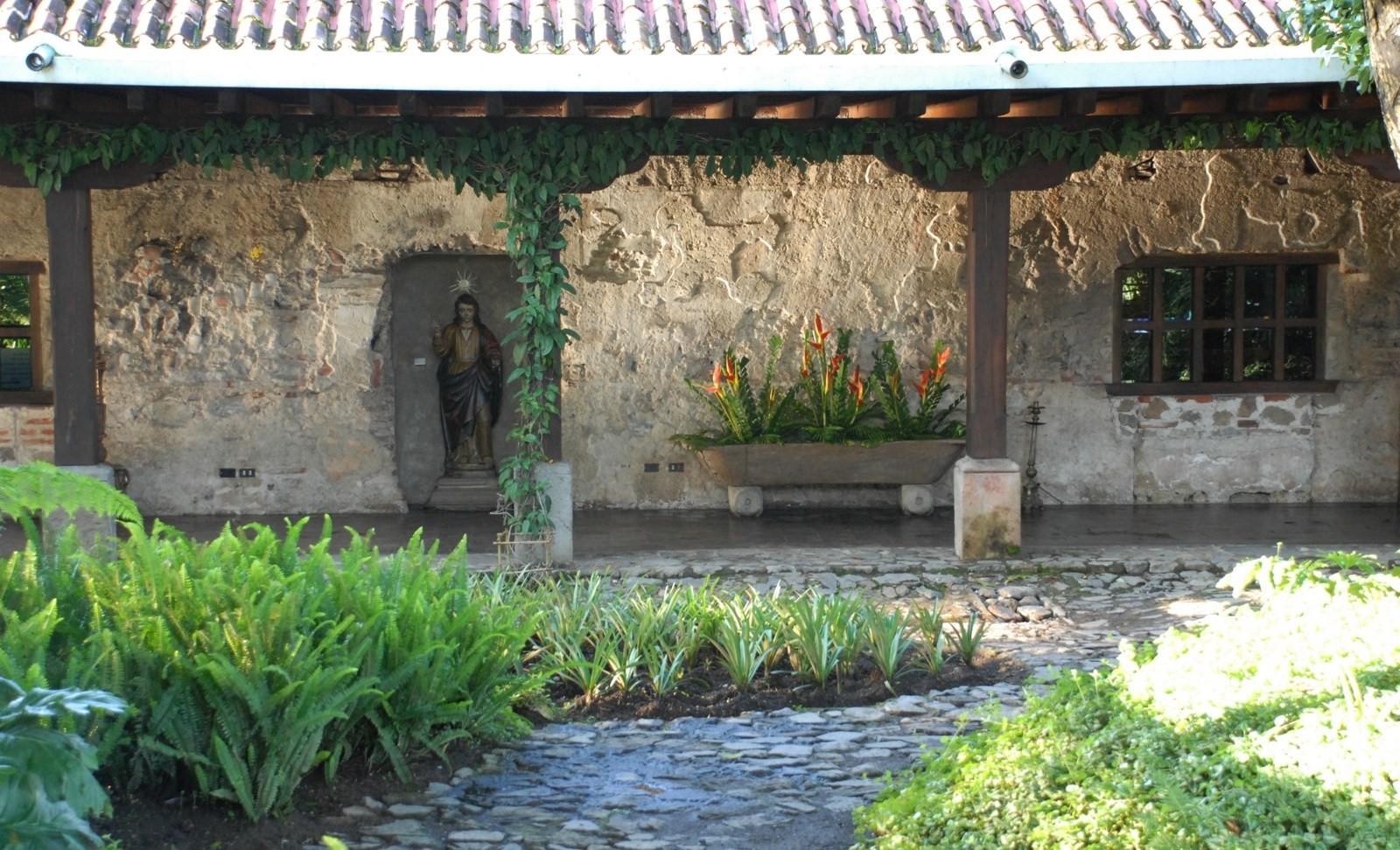 Statue at Hotel Casa Santo Domingo in Antigua