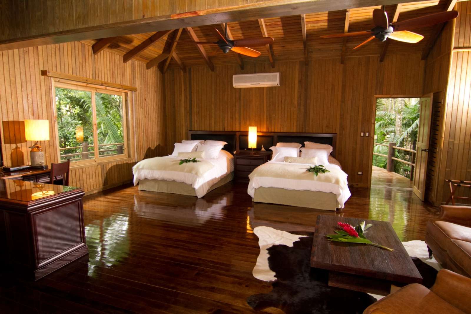 Twin room at Hotel Las Lagunas, Guatemala