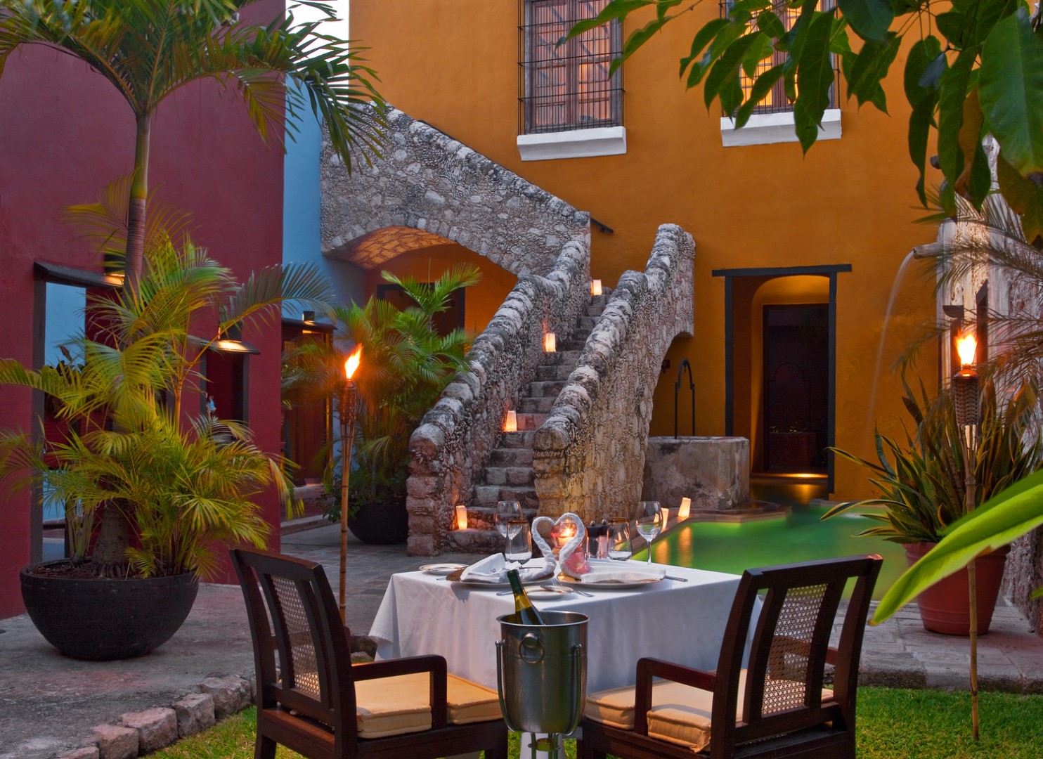 Romantic dinner at Hotel Puerta Campeche