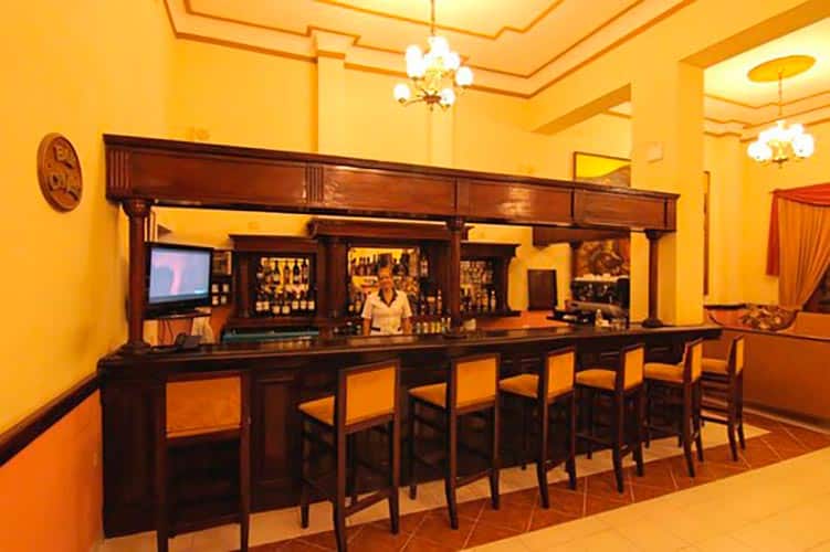 Bar at Hotel Royalton in Bayamo