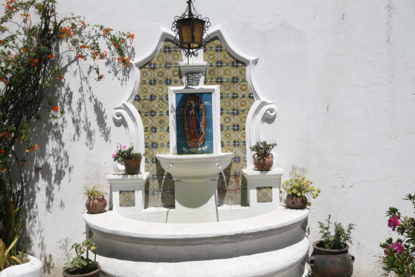 Fountain at Hotel Santo Tomas in Chichicastenango