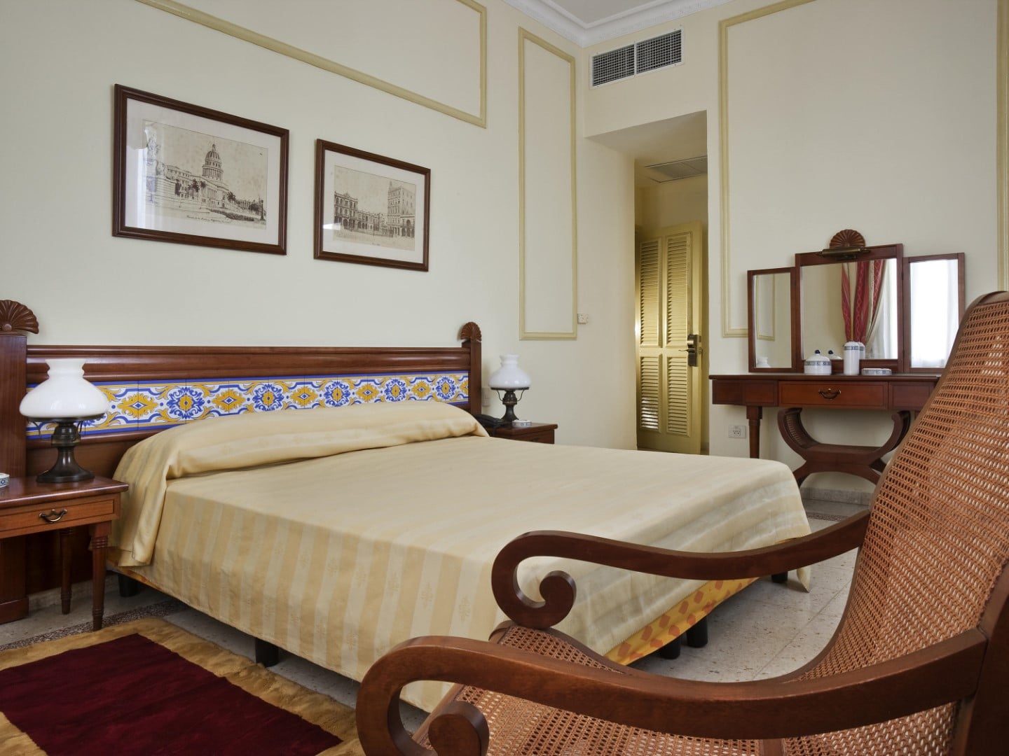 Superipr, double room at the Hotel Sevilla in Old Havana, Cuba