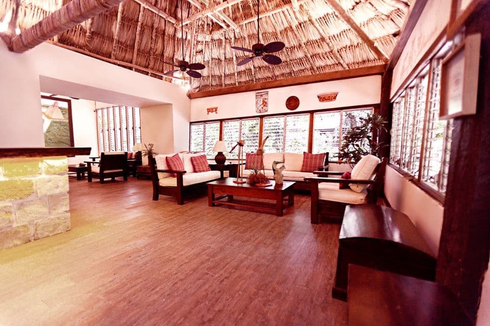 Lounge area at Jungle Lodge Tikal