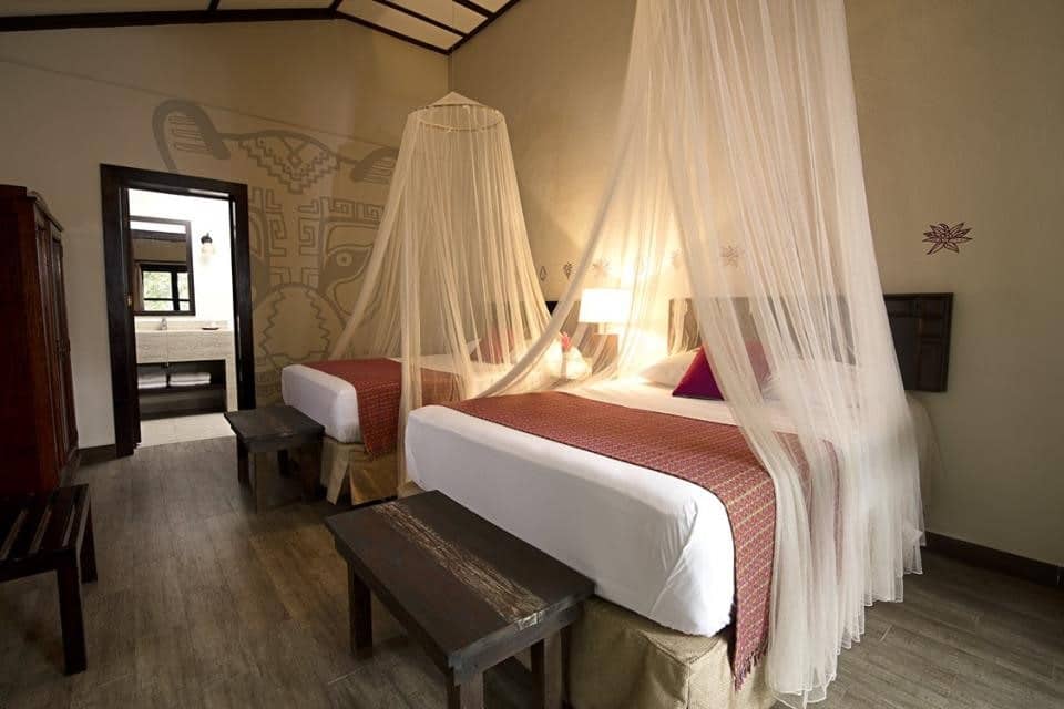 Twin room at Jungle Lodge Tikal