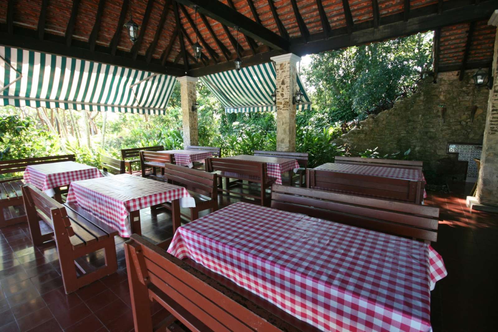 Pool bar and restaurant at La Moka hotel in Las Terrazas, Cuba