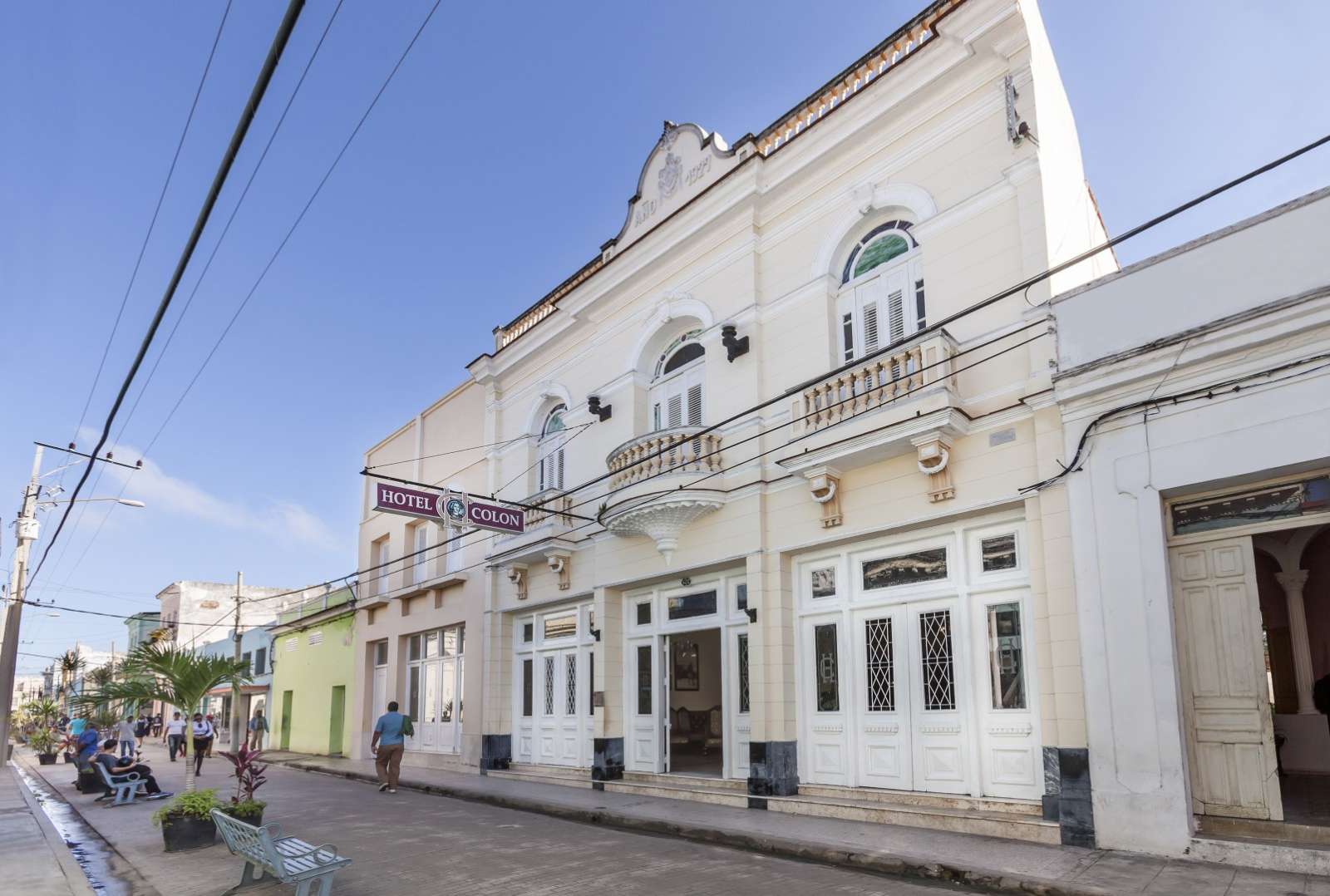 Street view of Melia Colon in Camaguey