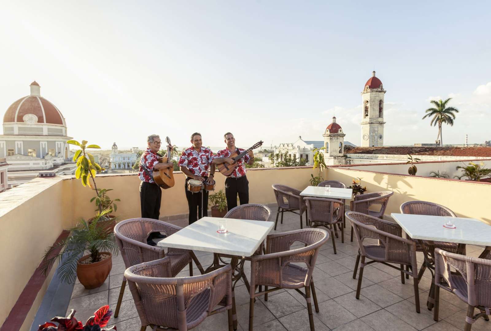 Live band on rooftop terrace of Melia Union hotel in Cienfuegos