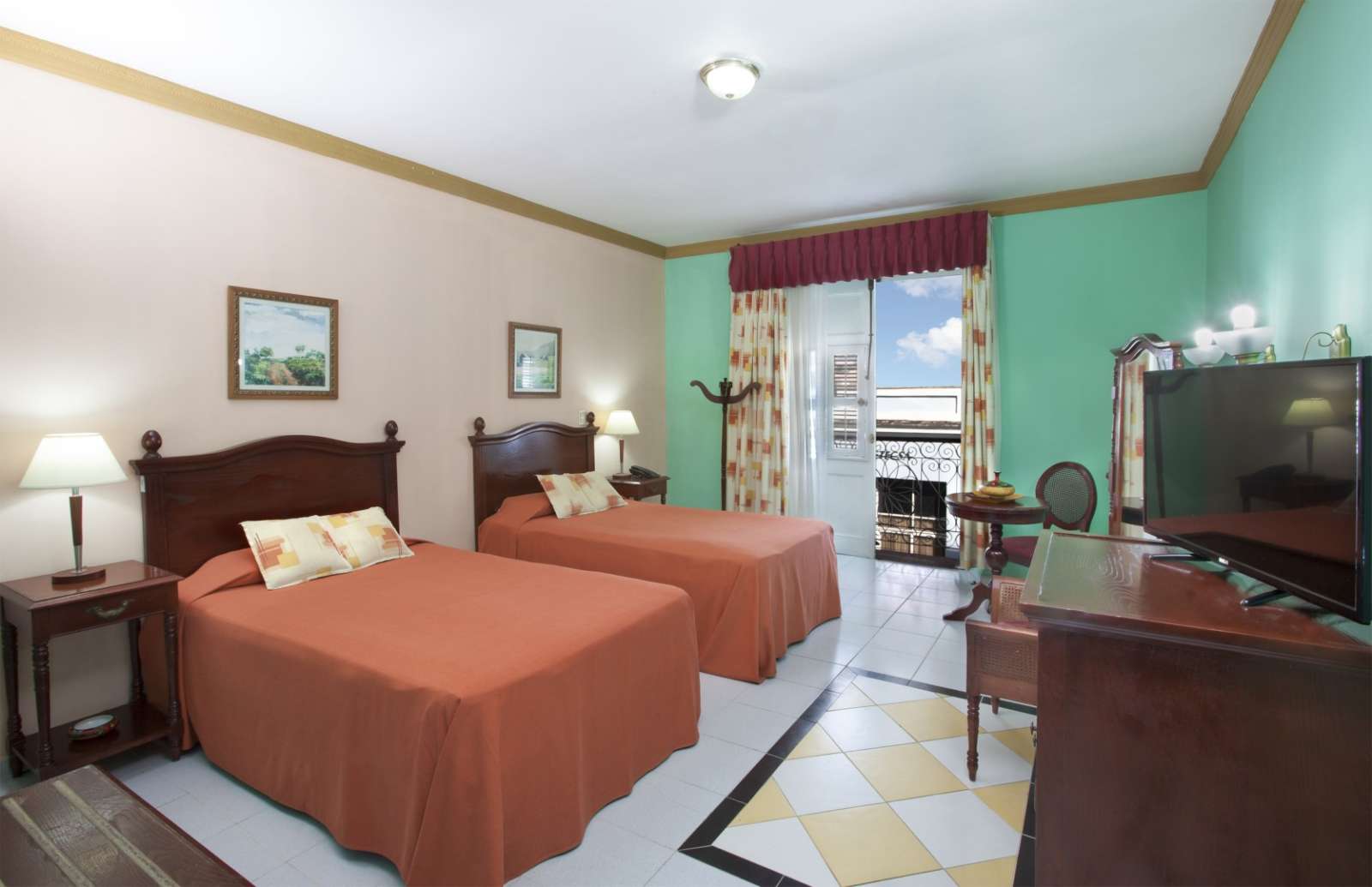Bedroom at Melia Union hotel in Cienfuegos