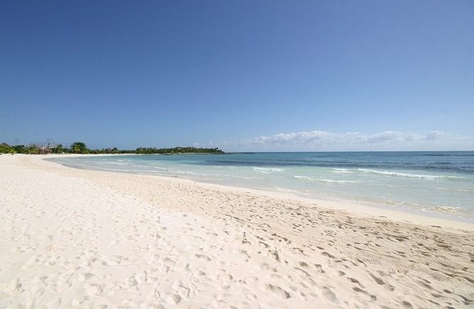 A sandy beach in Mexico's Yucatan Peninsula