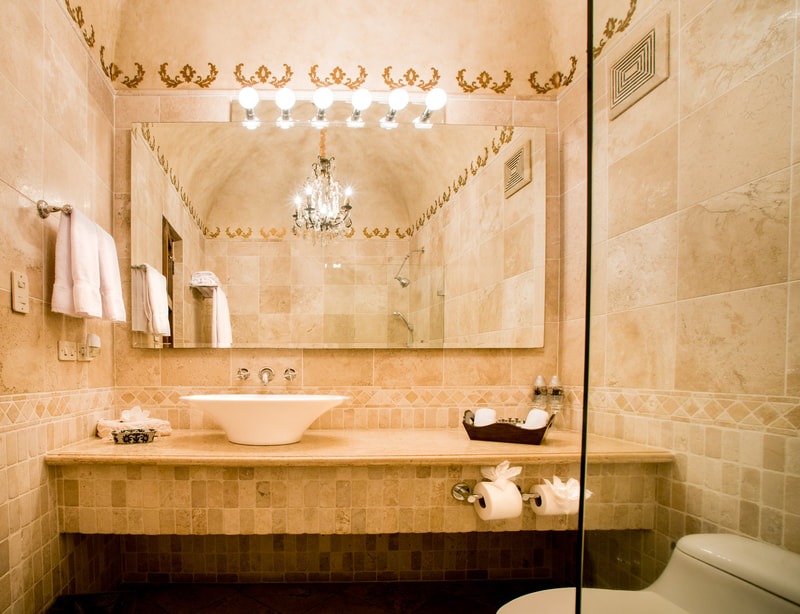 Bathroom at Hotel Palacio de Dona Leonor