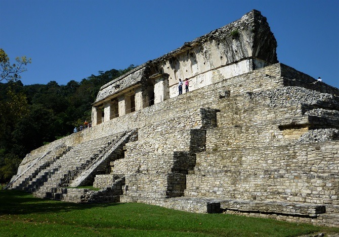 Side view of a pyramid at Palenque