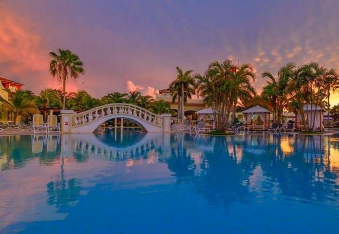 Swimming pool at sunset at Paradisus Princesa Varadero