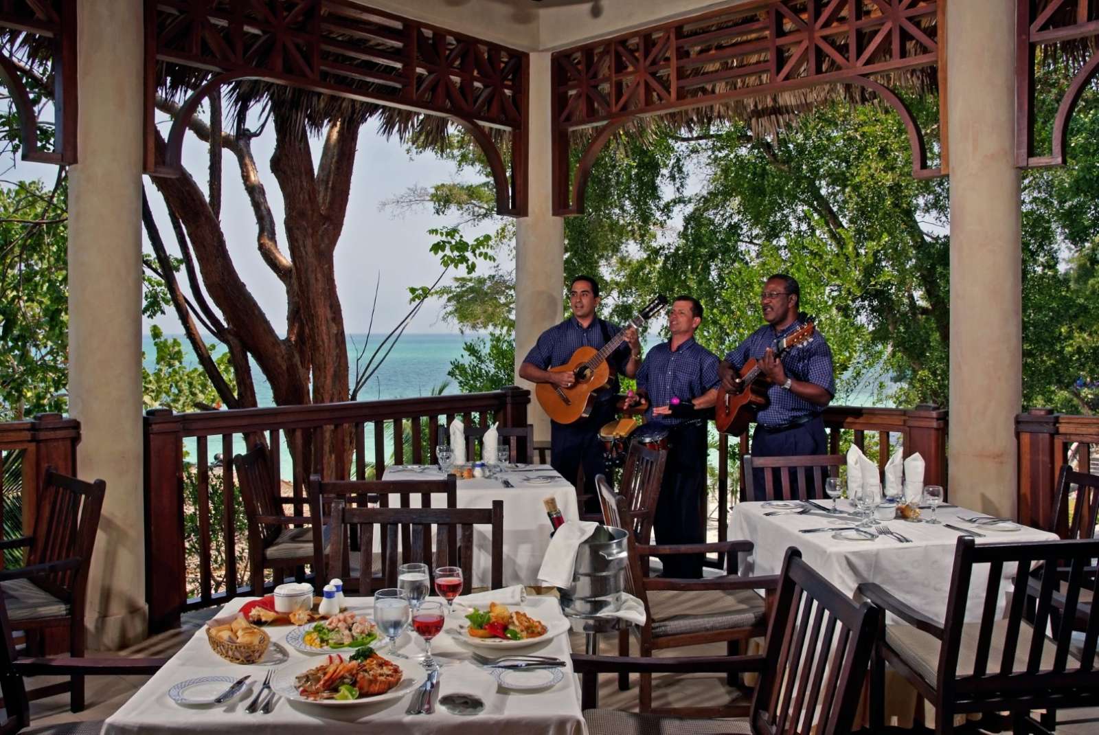 Beach view restaurant with live music