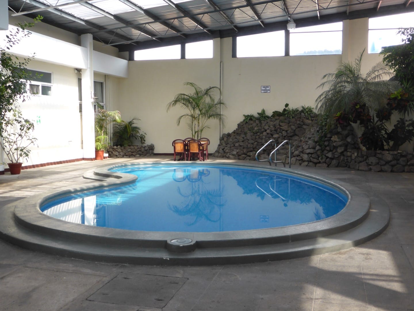 Indoor pool at Pension Bonifaz in Quetzaltenango