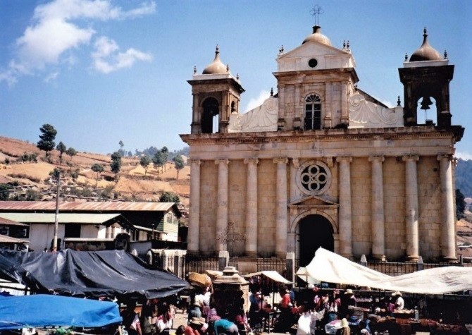 Market day in Sacapulcas Guatemala