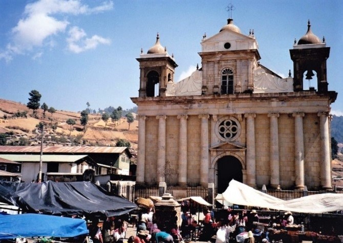 Market day in Sacapulcas Guatemala