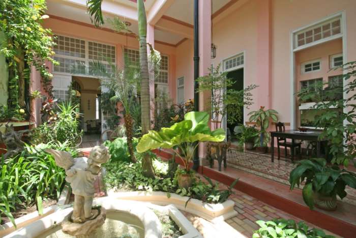 Casa Autentica Pergola in Santa Clara, Cuba