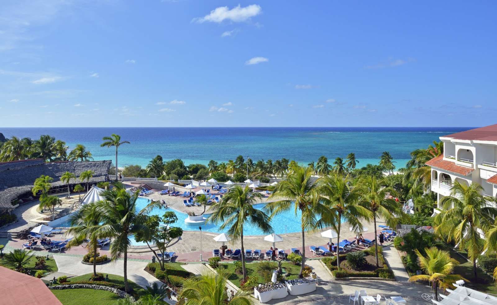 Pool at Sol Rio De Luna Y Mares