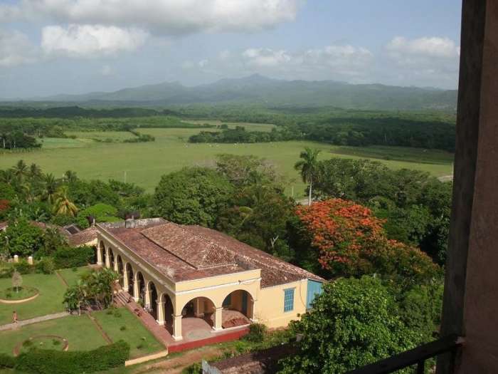 Tour of the Valley of the Sugar Mills