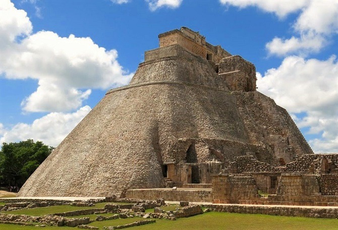 The pyramid of the magician at Uxmal