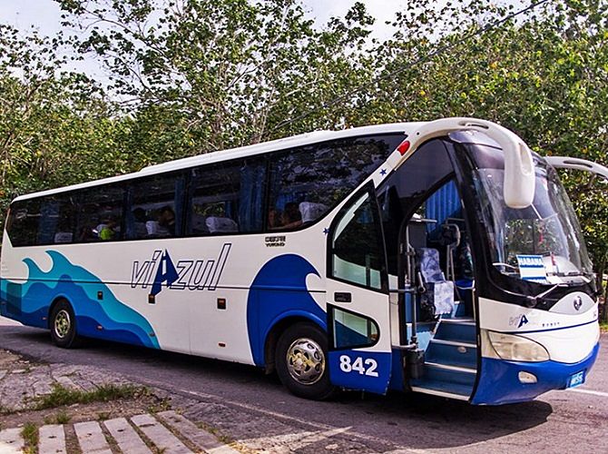 Viazul bus in Cuba