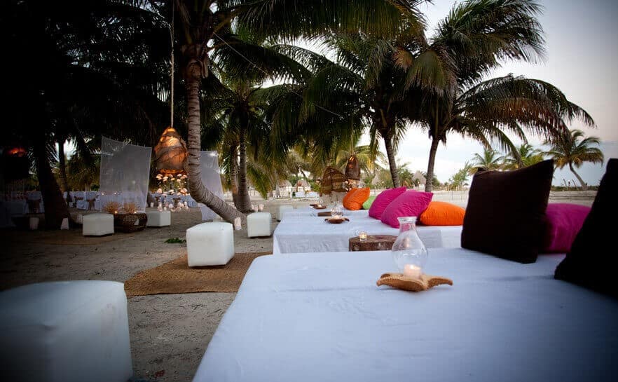 Beach beds at Villas Hm Paraiso Del Mar, Holbox