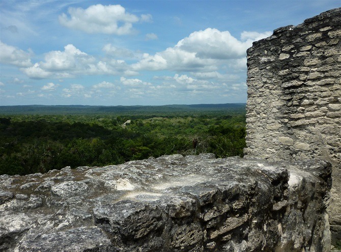 Panoramic view of the jungle surrounding Yaxha