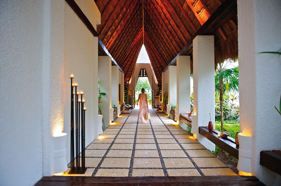 Corridor leading to the spa at Belmond Maroma Resort