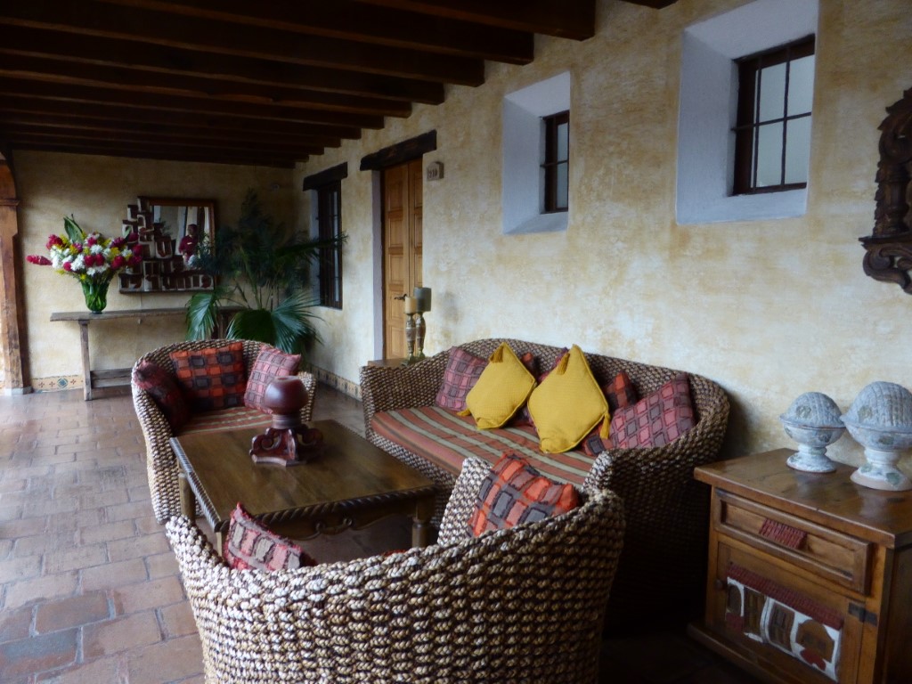 Sofa and chairs at Hotel Meson de Maria in Antigua