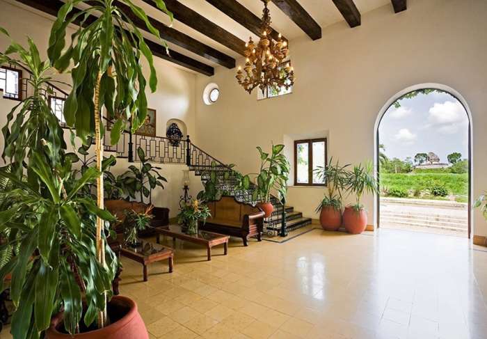 The entrance at Mayaland Hotel & Bungalows, Chichen Itza, Mexico