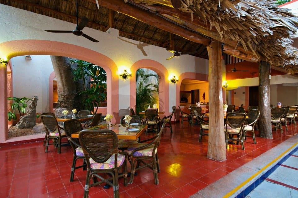 Villas Arqueologicas Chichen Itza Restaurant Outdoors