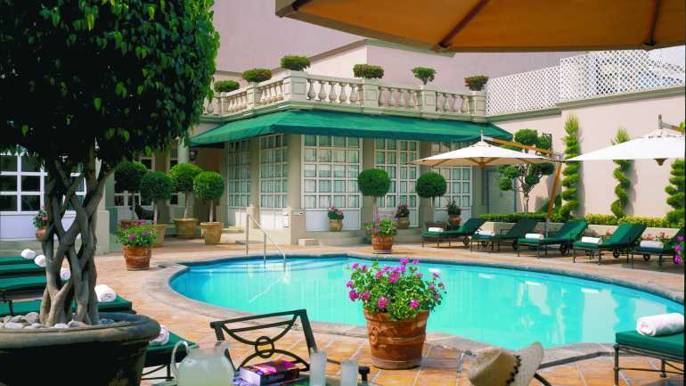 Swimming pool at the Four Seasons hotel in Mexico City