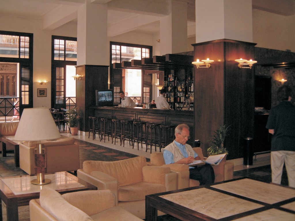 The lobby of the Ambos Mundos hotel off Calle Obispo