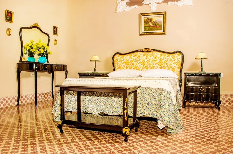 Bedroom with tiled floor