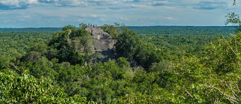 Huge Mayan pyramid at Calakmul