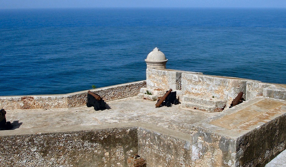 Fort overlooking the ocean in Cuba