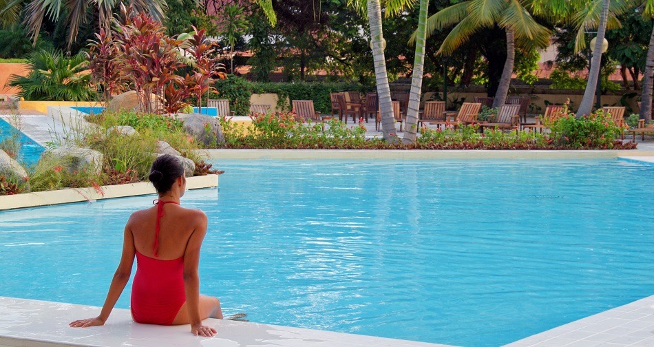 Swimming pool at Melia Santiago