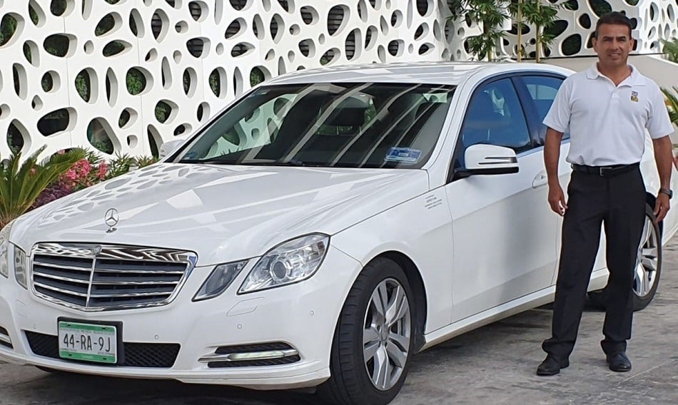 Car and driver on Yucatan tour